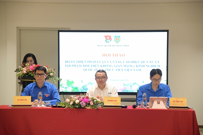 Hội thảo tội phạm không gian mạng