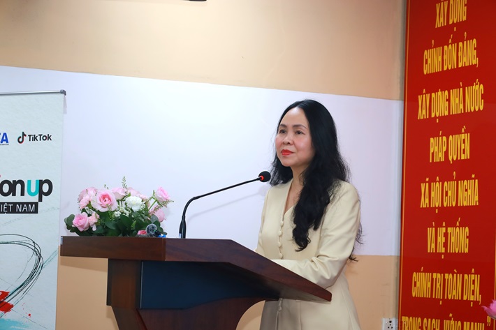 Thời trang