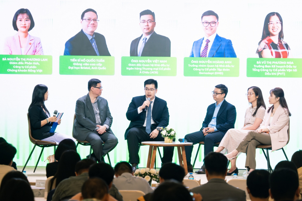 Chứng khoán Rồng Việt tổ chức thành công hội thảo đầu tư 2026