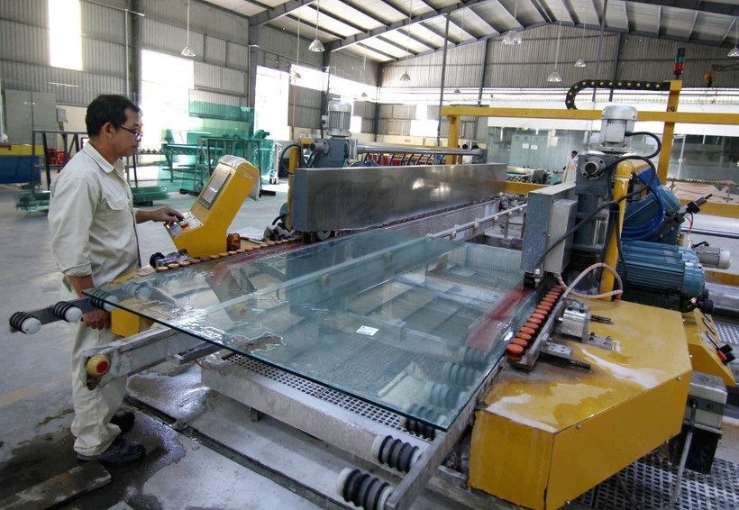 Chính thức áp thuế chống bán phá giá với kính nổi không màu Indonesia và Malaysia
