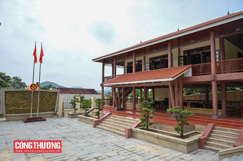 Về nguồn