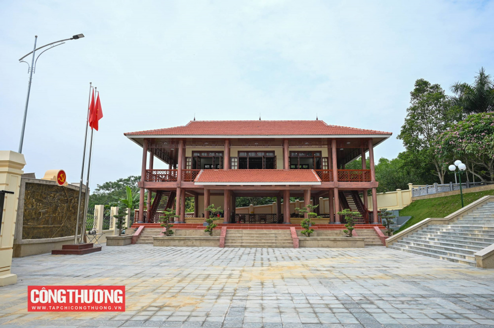Về nguồn