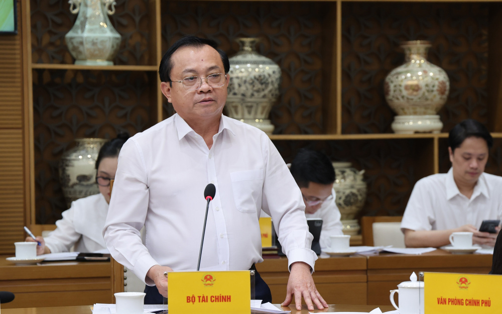 Phó Thủ tướng Thường trực Phạm Gia Túc: Hoàn thiện Nghị định mới để tái cơ cấu hệ thống kinh doanh xăng dầu, giảm khâu trung gian
