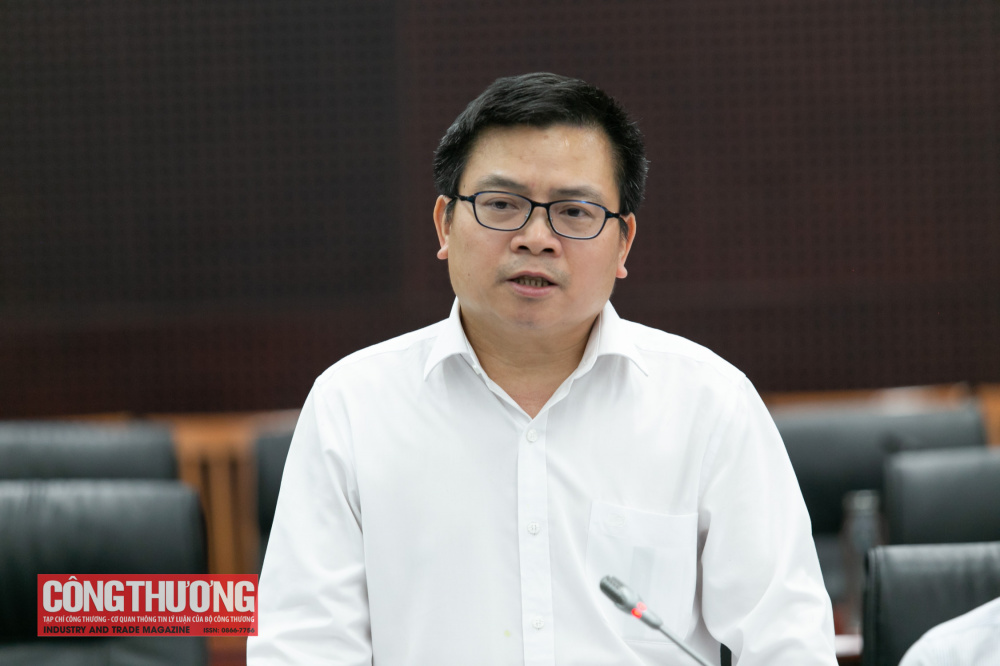 Thứ trưởng Trương Thanh Hoài