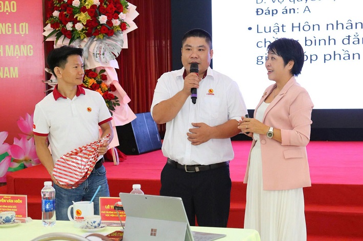 gia đình 6