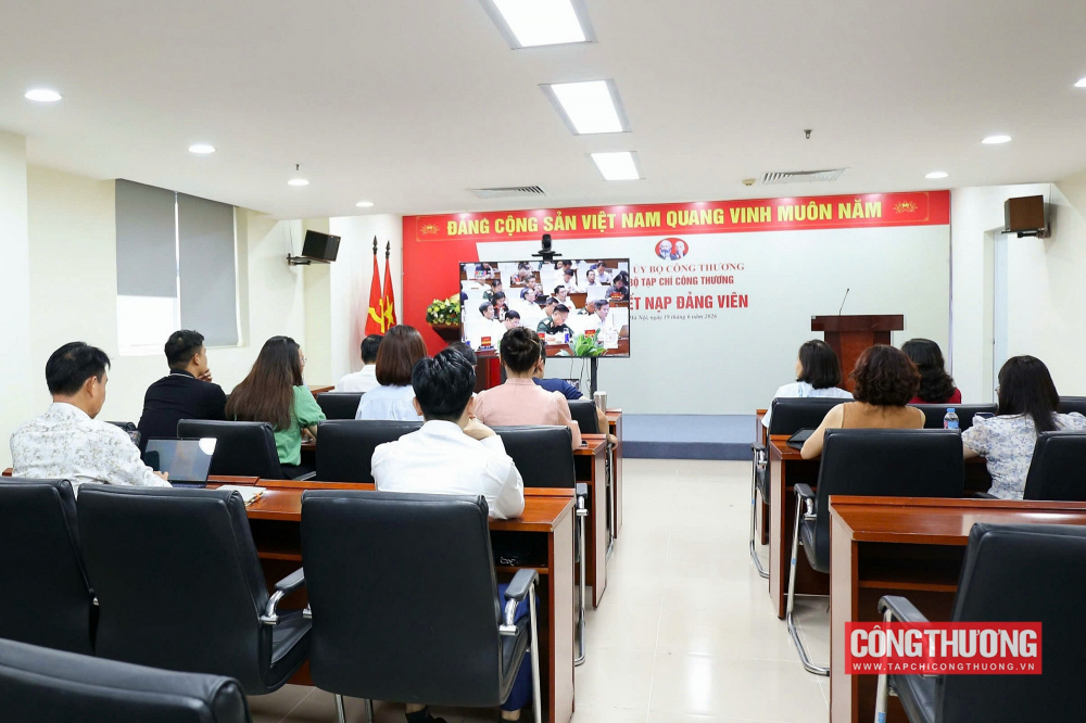 Đảng ủy Bộ Công Thương tham dự Hội nghị toàn quốc quán triệt Nghị quyết về phát triển kinh tế có vốn đầu tư nước ngoài