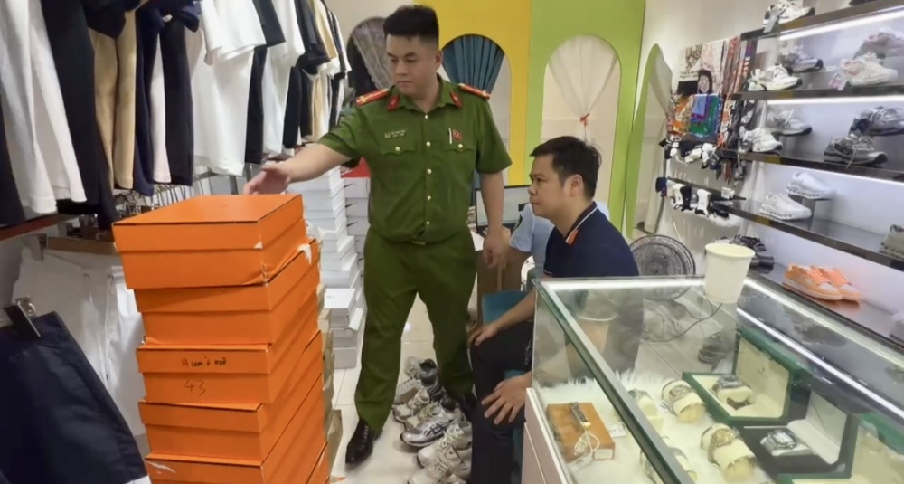 buôn lậu