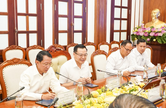 vinachem làm việc 3