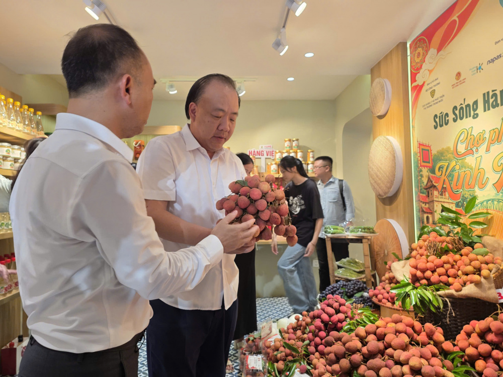 “Chợ phiên Kinh Bắc” đưa đặc sản Bắc Ninh đến giữa lòng Hà Nội