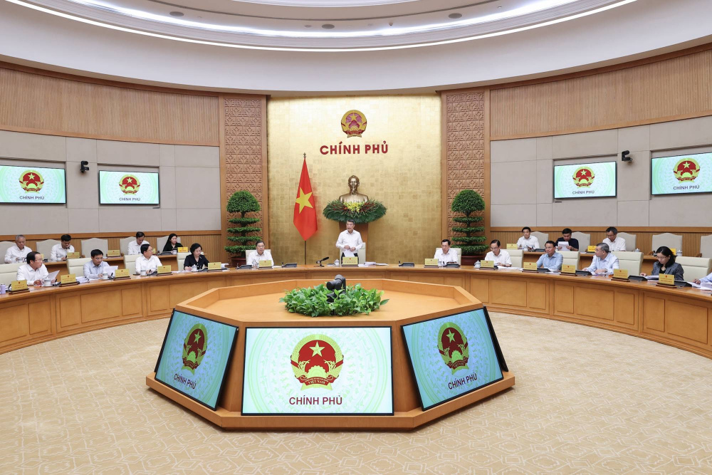 Đồng chí Lê Minh Hưng, Ủy viên Bộ Chính trị, Bí thư Đảng ủy Chính phủ, Thủ tướng Chính phủ chủ trì phiên họp Chính phủ thường kỳ tháng 5 năm 2026 - Ảnh: VGP