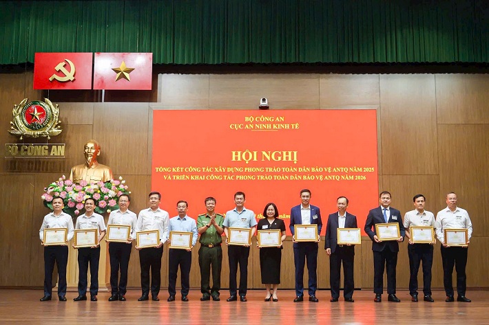 EVNGENCO1 được tặng Bằng khen
