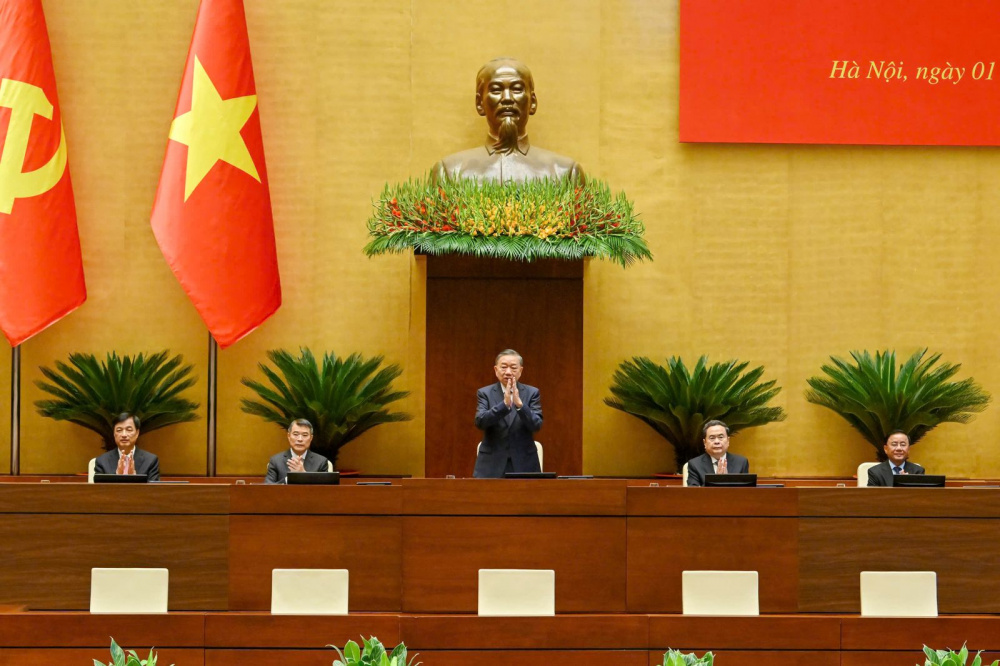 chủ trì hội nghị