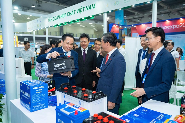 vinachem hợp tác 7