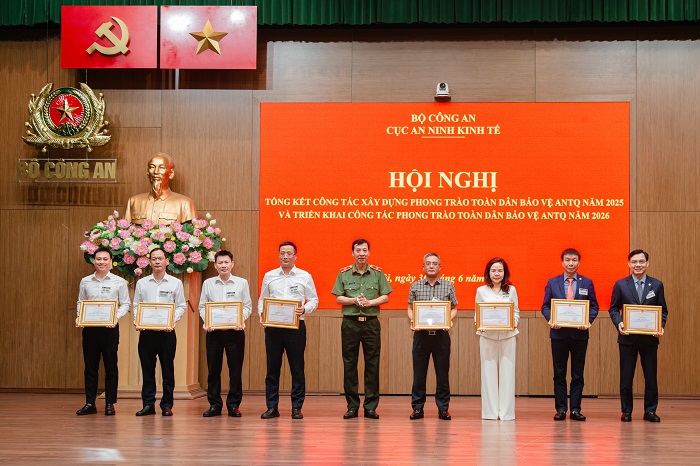 Khen thưởng của Cục An ninh Kinh tế dành cho các cá nhân Đã có thành tích trong phong trào toàn dân bảo vệ an ninh Tổ quốc năm 2025