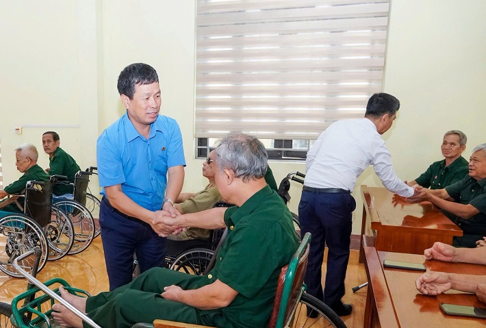 cách mạng 9