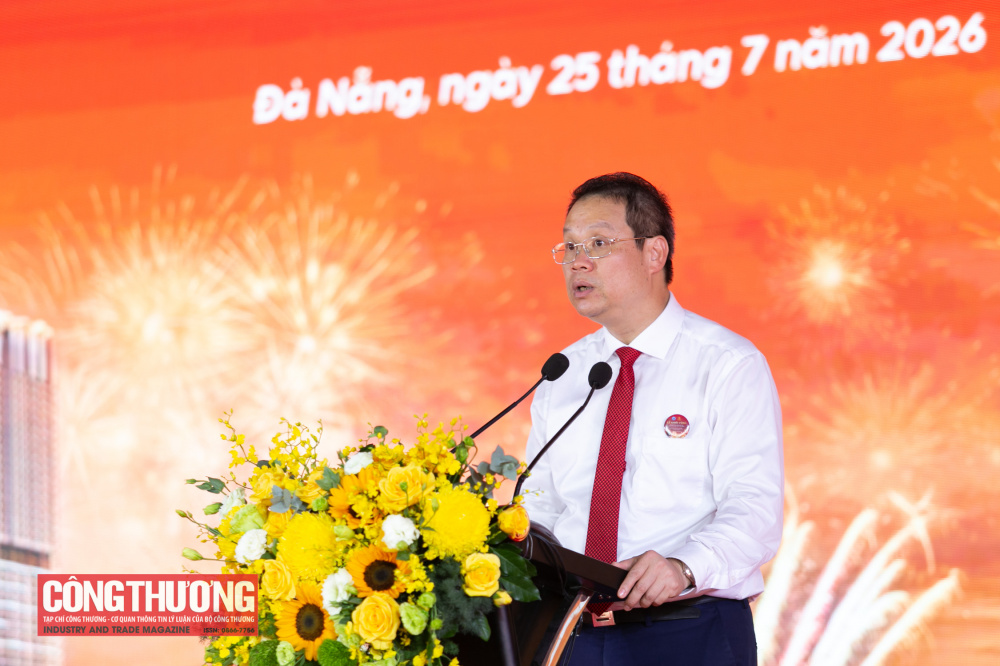 Chủ tịch UBND thành phố Đà Nẵng Nguyễn Mạnh Hùng