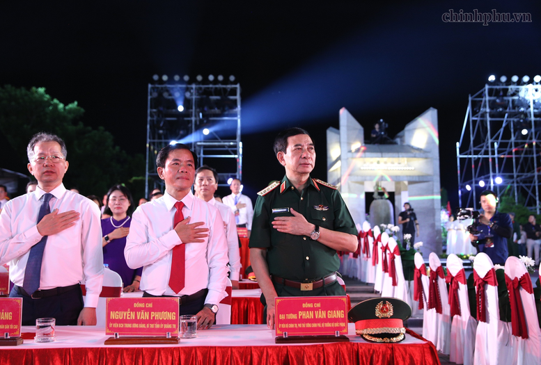 Description: Tổng Bí thư, Chủ tịch nước Tô Lâm dự Cầu truyền hình ‘Sao sáng dẫn đường’- Ảnh 4.