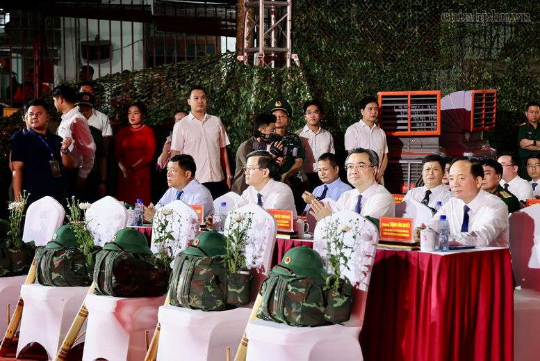 Description: Tổng Bí thư, Chủ tịch nước Tô Lâm dự Cầu truyền hình ‘Sao sáng dẫn đường’- Ảnh 6.