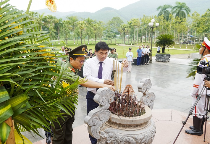 vinachem an sinh xã hội 2