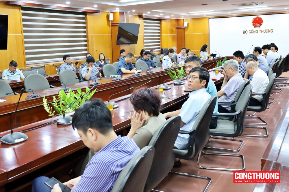 Đảng bộ Bộ Công Thương học tập, quán triệt, triển khai Nghị quyết Hội nghị Trung ương 3