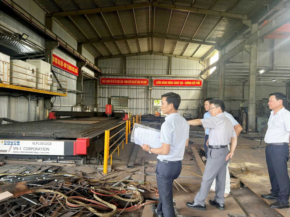 Khuyến công
