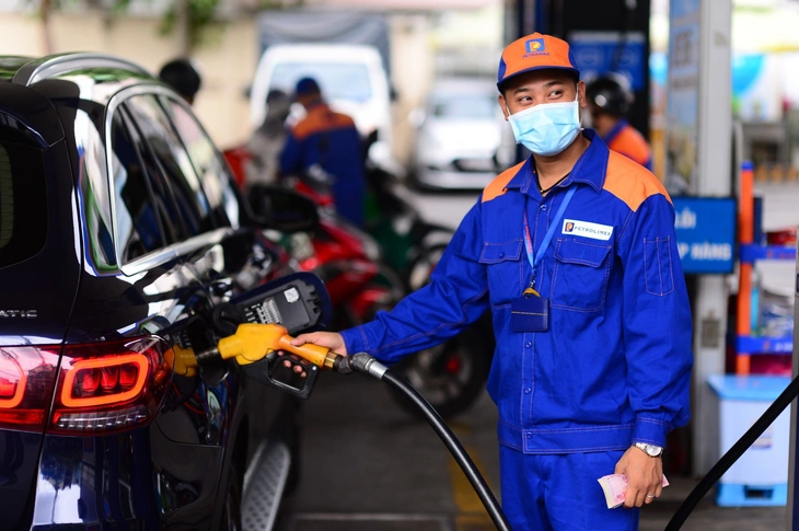 Kỳ điều hành giá xăng dầu ngày 30/7/2026