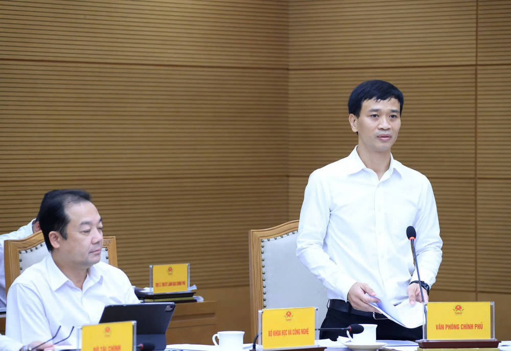 Phó Chủ nhiệm VPCP Nguyễn Văn Thắng phát biểu tại cuộc họp - Ảnh: VGP/Thu Sa