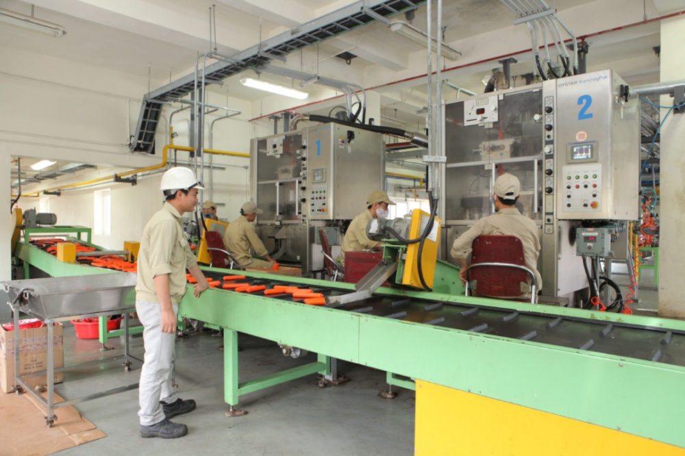 Bộ Công Thương đã ban hành Thông tư số 36/2026/TT-BCT về Sửa đổi 01:2026 QCVN 03:2012/BCT Quy chuẩn kỹ thuật quốc gia về Amôni nitrat dùng để sản xuất thuốc nổ ANFO"; “Sửa đổi 01:2026 QCVN 05:2015/BCT Quy chuẩn kỹ thuật quốc gia về Amôni nitrat dùng để sản xuất thuốc nổ nhũ tương" và “Sửa đổi 01:2026 QCVN 04A:2020/BCT Quy chuẩn kỹ thuật quốc gia về chất lượng tiền chất thuốc nổ sử dụng để sản xuất vật liệu nổ công nghiệp”.
