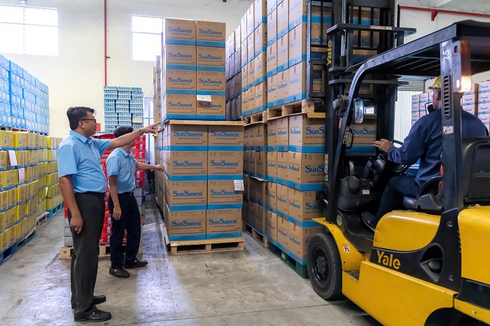 sản phẩm SunSanest đầu tiên đã được đưa ra thị trường và phân phối trên phạm vi toàn quốc