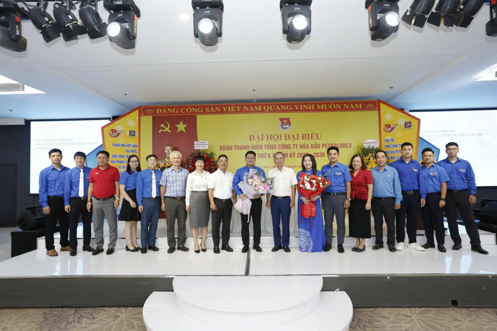 tuổi trẻ hóa dầu
