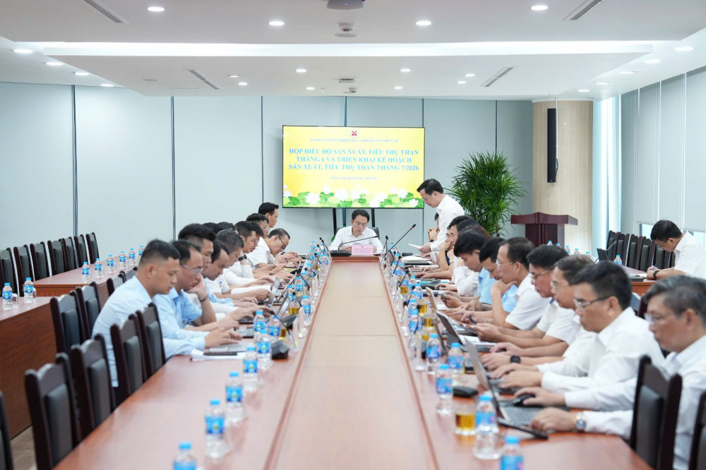 sản xuất than