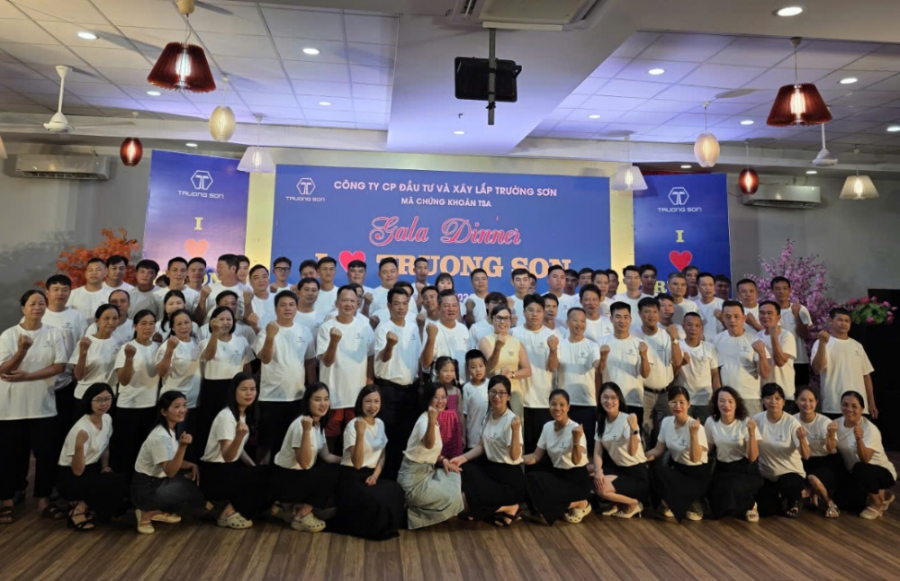 Công ty Cổ phần Đầu tư và Xây lắp Trường Sơn (mã chứng khoán TSA) tổ chức du lịch hè 2026: Chăm lo đời sống người lao động, gắn kết đại gia đình Trường Sơn
