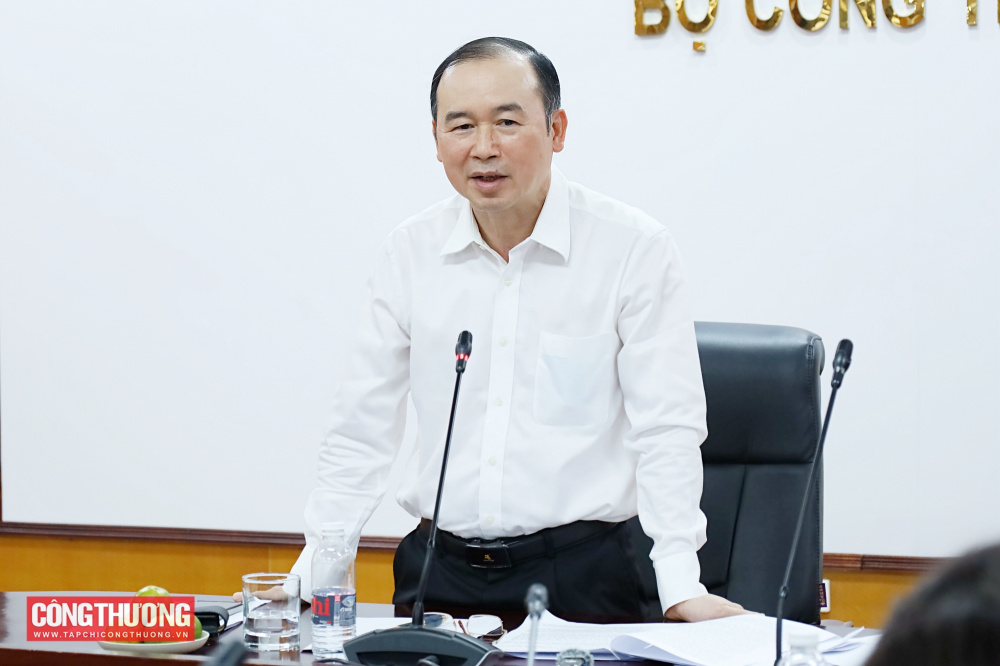 Điều hành thị trường nửa cuối năm: Kiểm soát lạm phát và thúc đẩy tiêu dùng