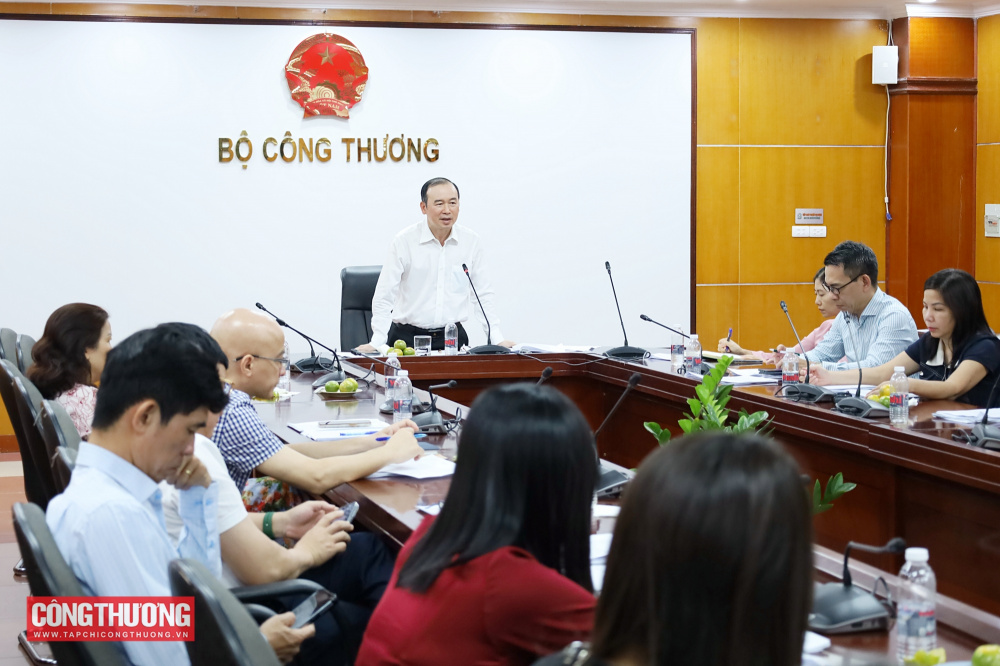 Tổ điều hành thị trường trong nước