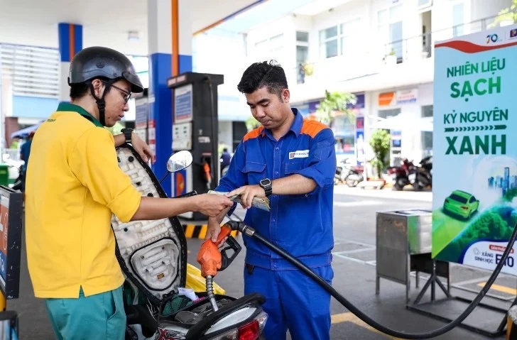 Kỳ điều hành giá xăng dầu ngày 09/7/2026: Giá xăng tiếp tục giảm, E10 xuống mức 20.003 đồng/lít