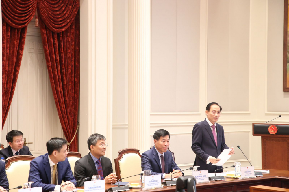 lê hoài trung