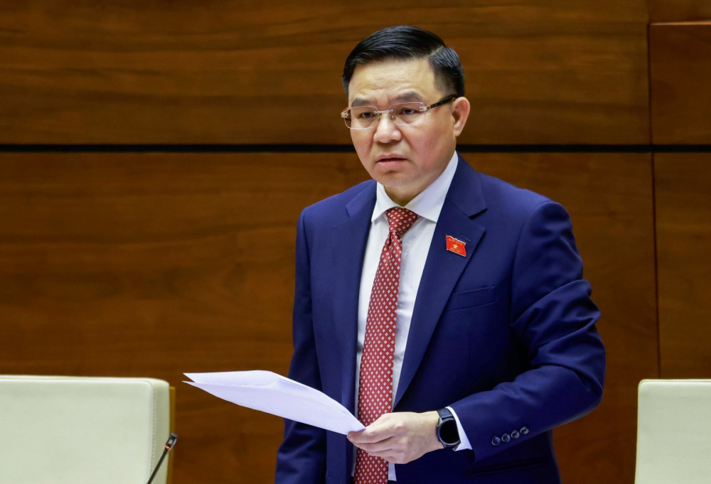 Bộ trưởng Lê Mạnh Hùng phát biểu, giải trình làm rõ một số nội dung đại biểu Quốc hội quan tâm về Luật Dầu khí (sửa đổi)
