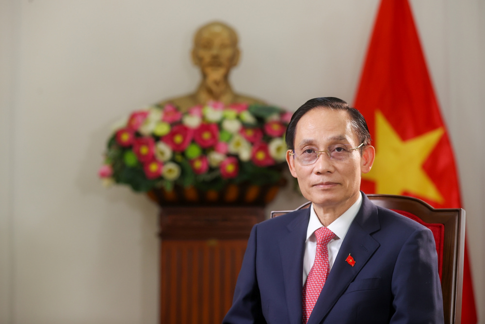 lê hoài trung