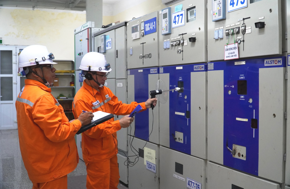 Công ty Điện lực Quảng Ninh