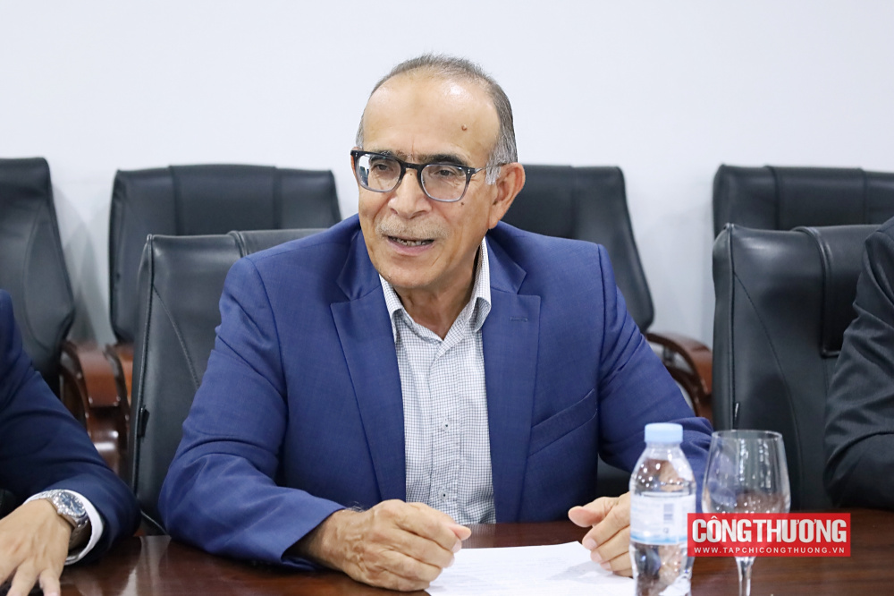Ông Nasser Al Madani, Cố vấn trưởng WFZO