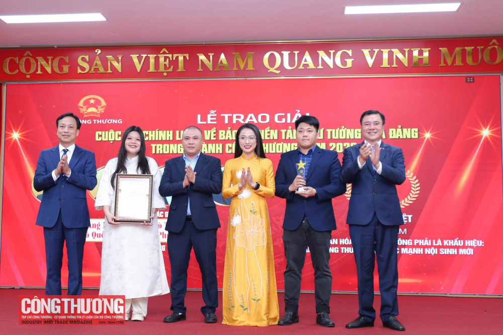 Chiều 12/8/2026, tại Hà Nội, Bộ Công Thương tổ chức Lễ trao giải Cuộc thi chính luận về bảo vệ nền tảng tư tưởng của Đảng trong ngành Công Thương năm 2026.