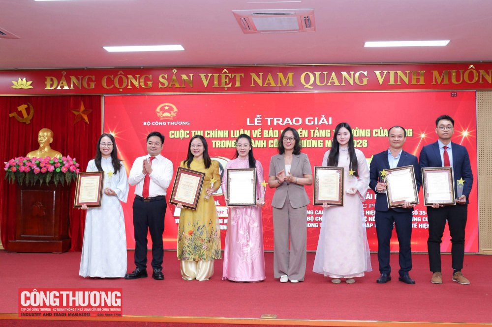 Chiều 12/8/2026, tại Hà Nội, Bộ Công Thương tổ chức Lễ trao giải Cuộc thi chính luận về bảo vệ nền tảng tư tưởng của Đảng trong ngành Công Thương năm 2026.