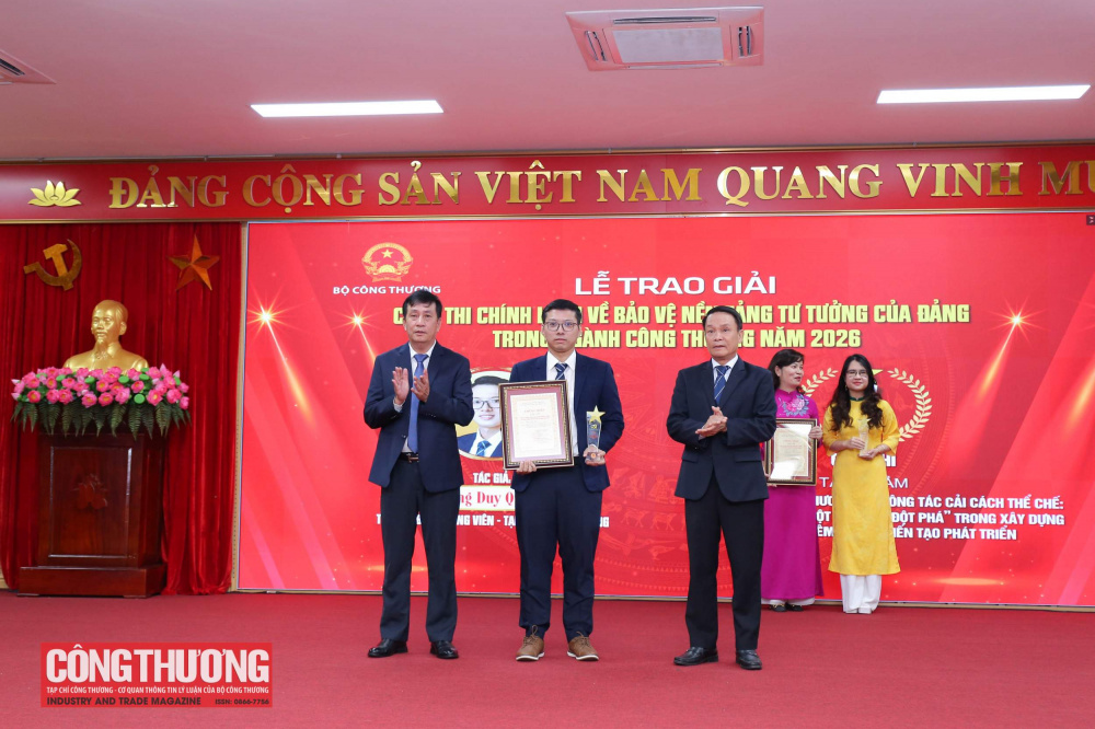 Bộ Công Thương trao giải Cuộc thi chính luận về bảo vệ nền tảng tư tưởng của Đảng trong ngành Công Thương năm 2026