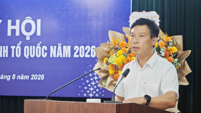  Đồng chí Tạ Trung Kiên, Bí thư Đảng ủy, Giám đốc Công ty Nhiệt điện Thái Bình phát biểu tại Ngày hội.