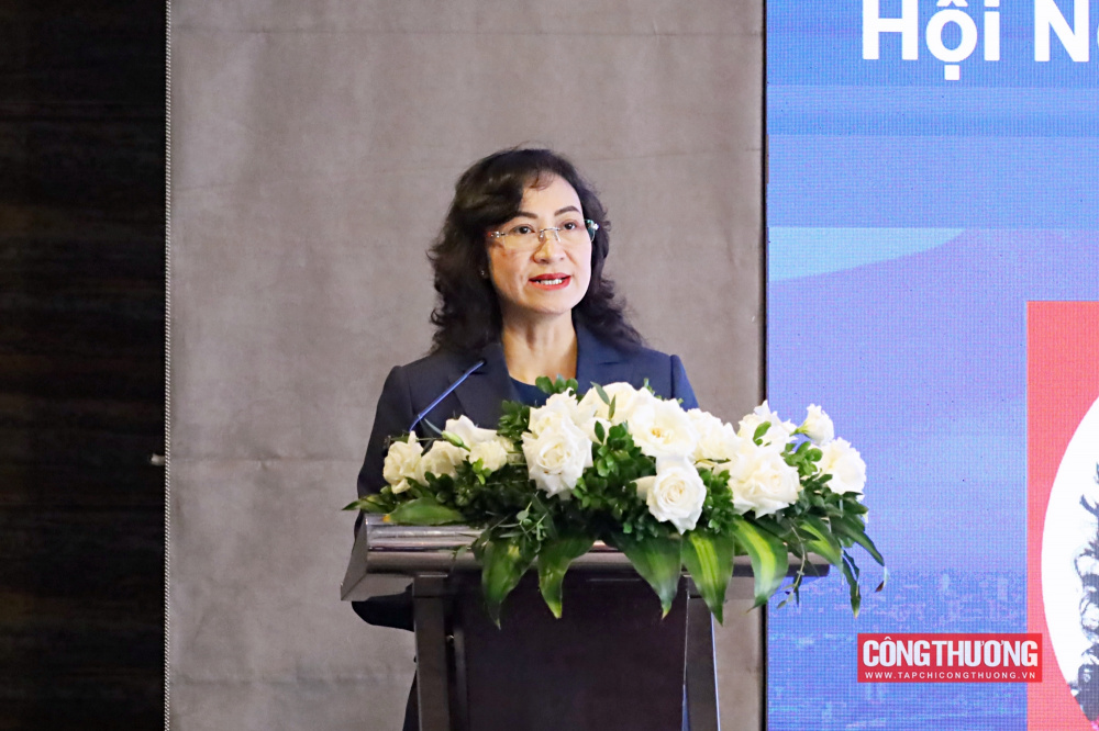 Thứ trưởng Bộ Công Thương Phan Thị Thắng phát biểu tại Hội nghị