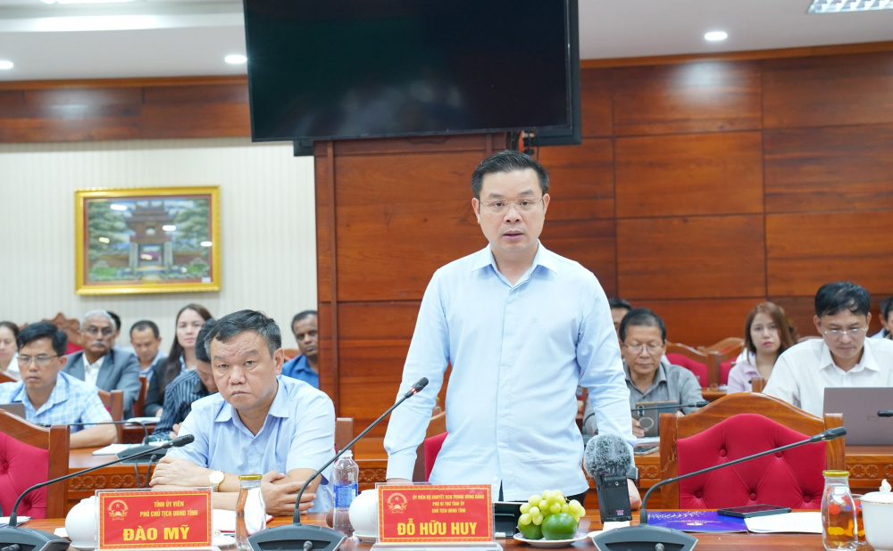ng Đỗ Hữu Huy, Chủ tịch UBND tỉnh Đắk Lắk phát biểu tại buổi làm việc