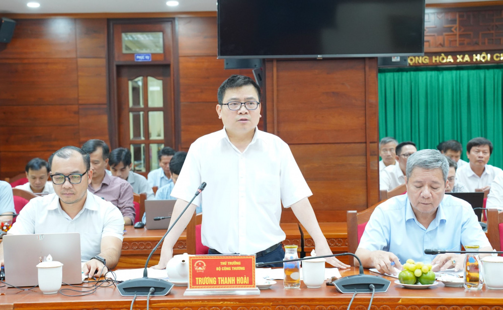 Thứ trưởng Trương Thanh Hoài đề nghị tỉnh Đắk Lắk sớm xây dựng chiến lược tổng thể về công nghiệp, năng lượng và thương mại