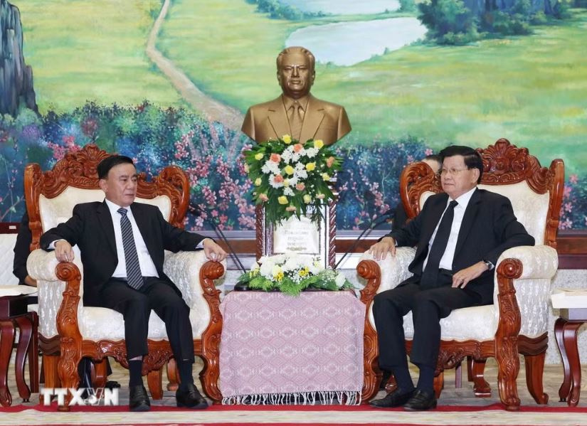 chủ tịch lào