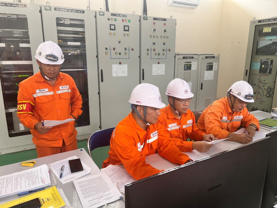 Công ty Điện lực Quảng Ninh