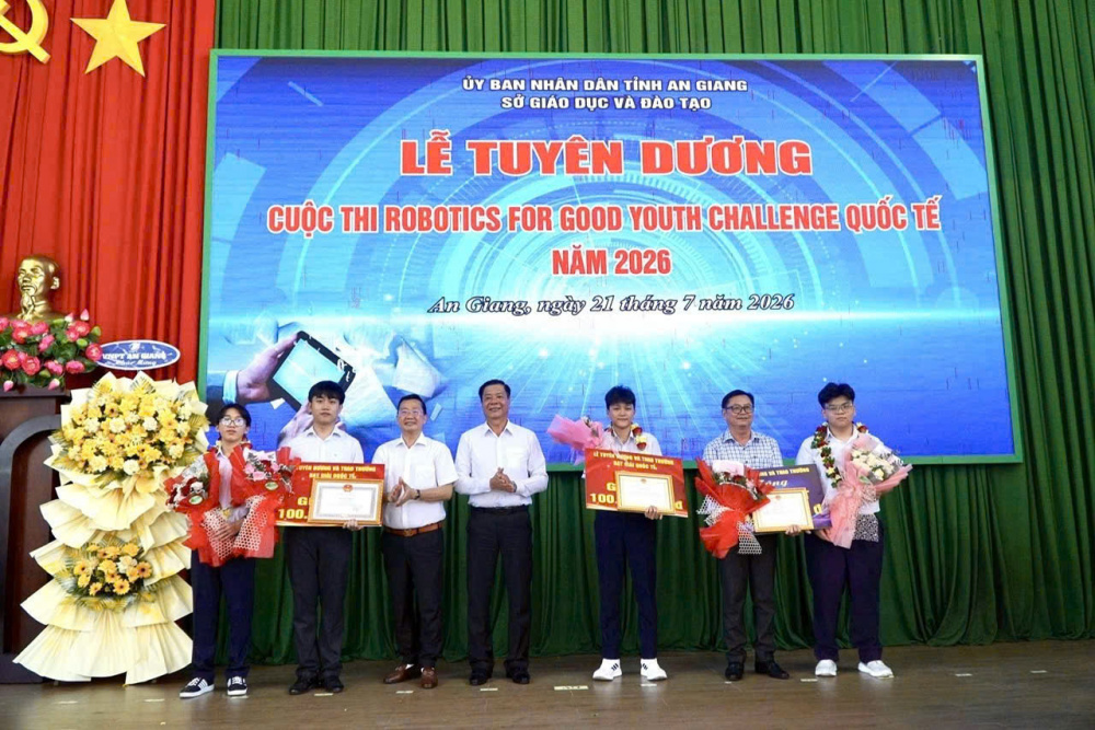 Chuyên HMD
